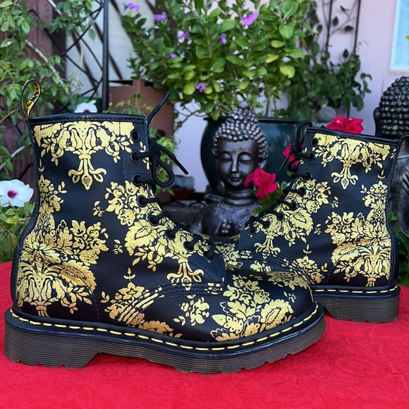 ✨ Sparkling Gold Flocked Floral Dr. Martens Glitter 1460W Boots New⁉️✨ - Picture 3 of 17